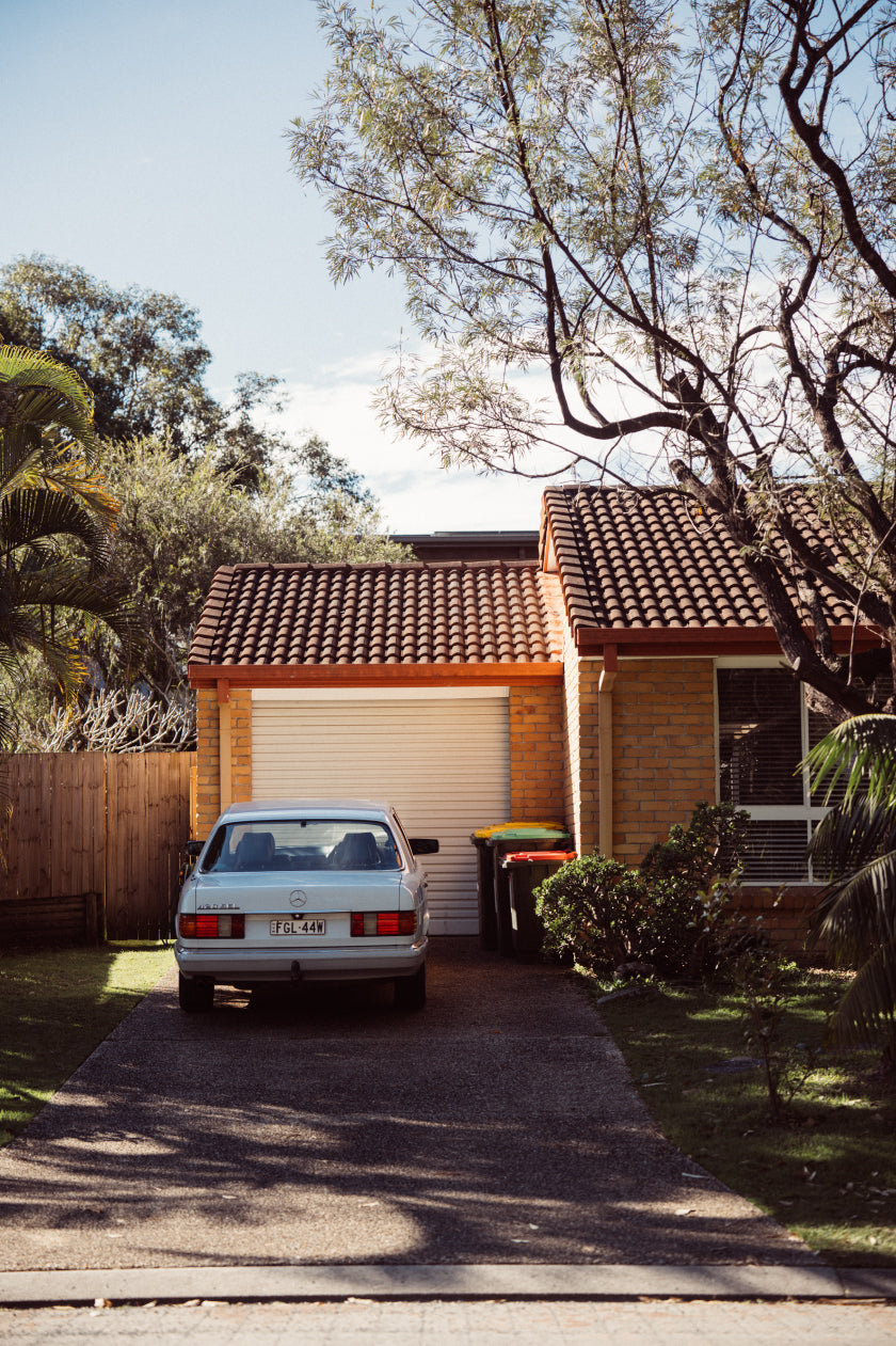 The Classic Mercedes /  Somwhere in Australia