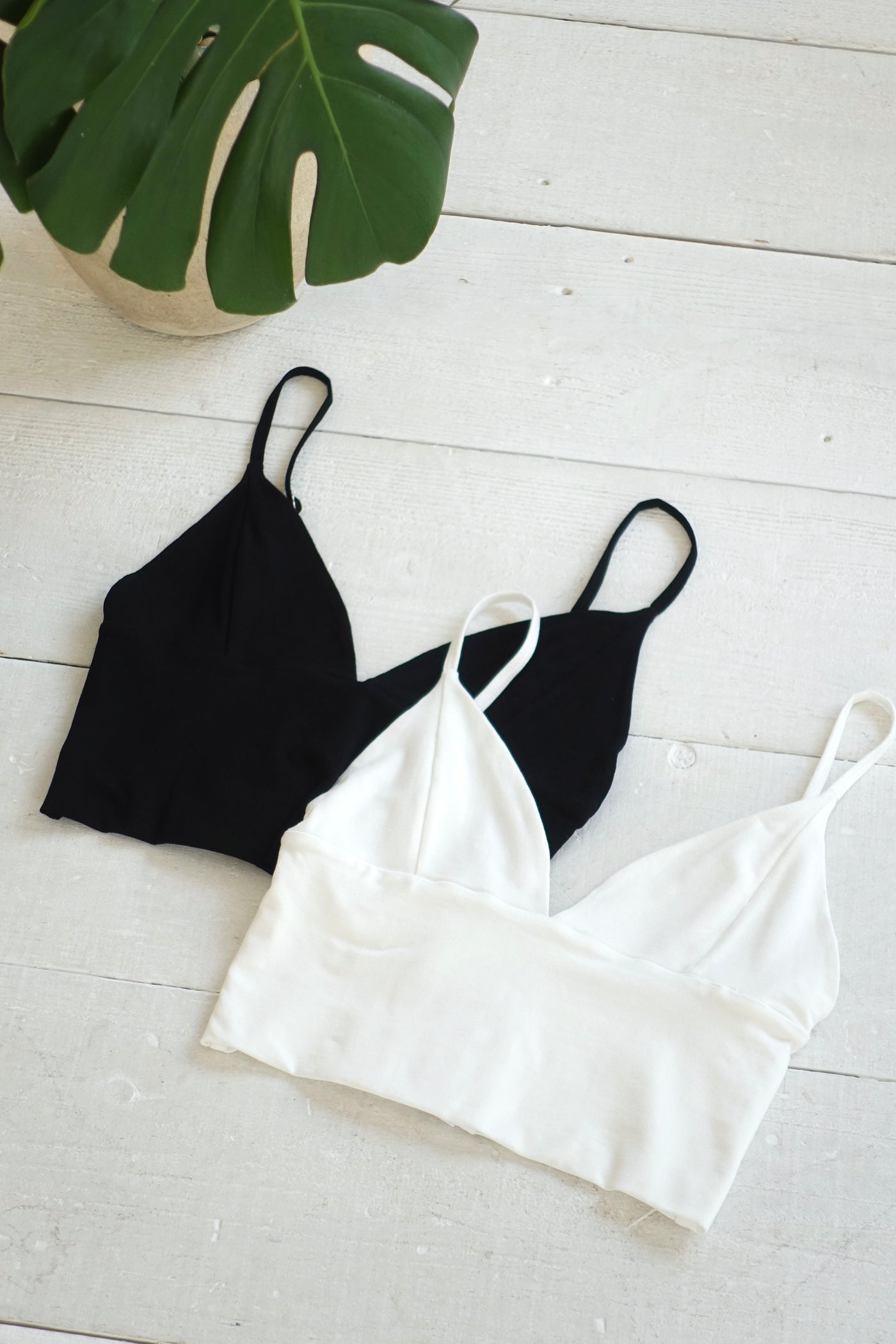 Libre Âme -  v neck top