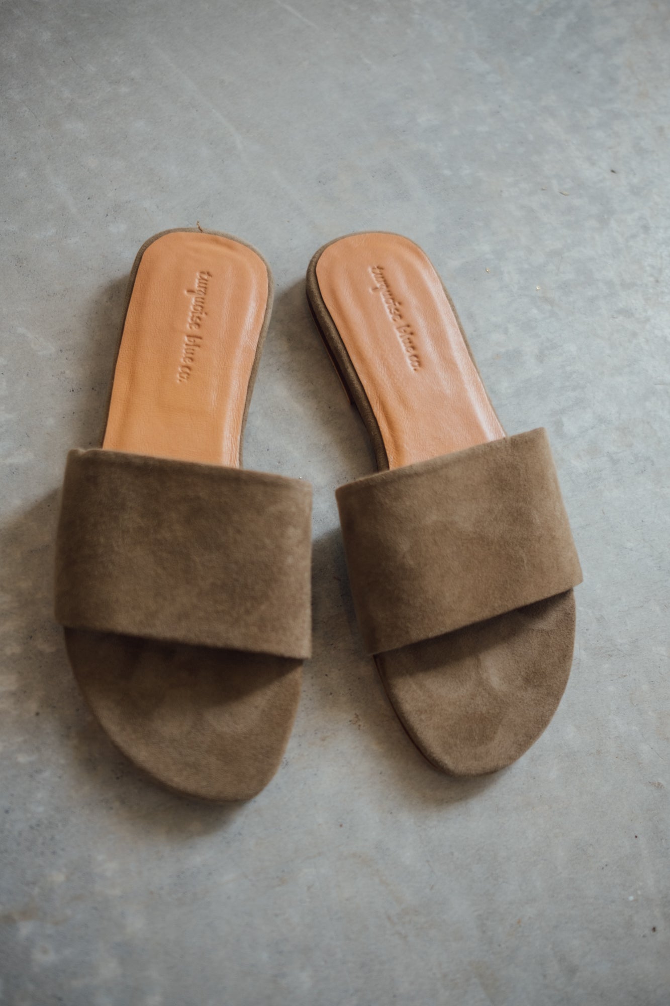 Sample Sale Sandals 15