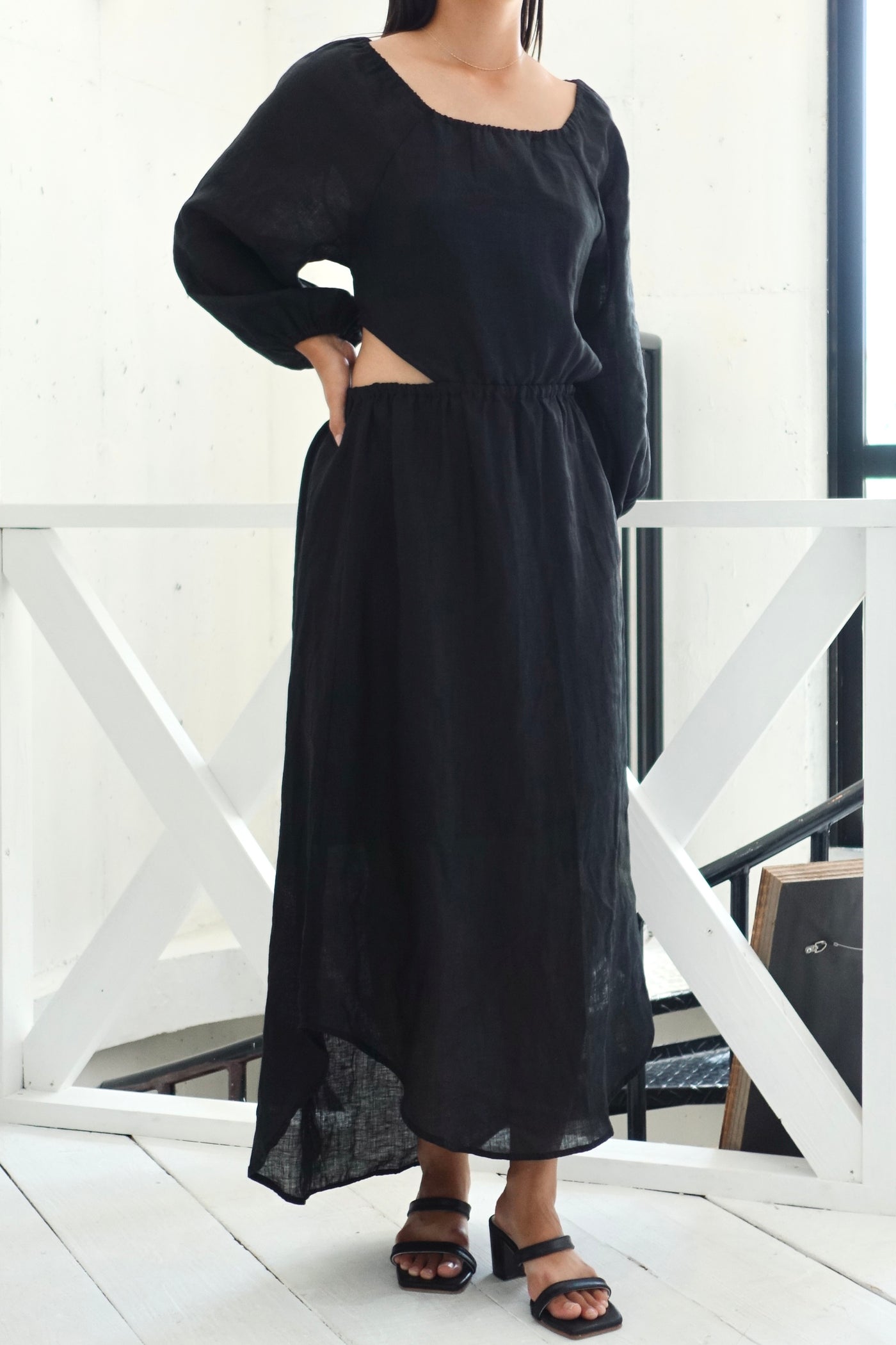 Libre Âme - back open dress