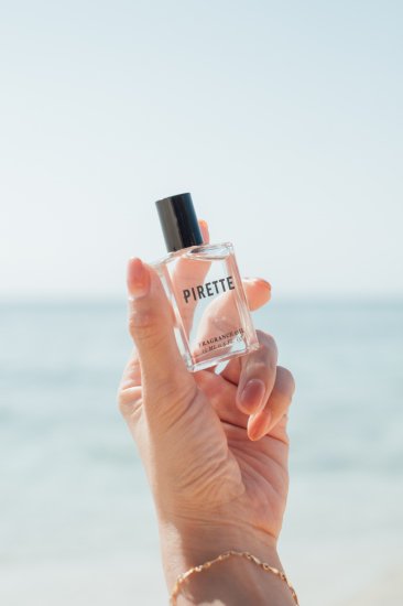 再入荷 Pirette Fragrance Oil from Newport, California