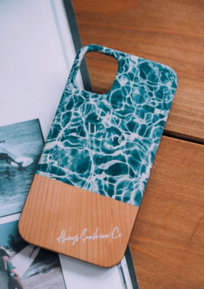 【 iPhone 14, iPhone 14 Plus, iPhone 14 Pro, iPhone 14 Pro Max対応 】iPhone Wood Case / Her Wave
