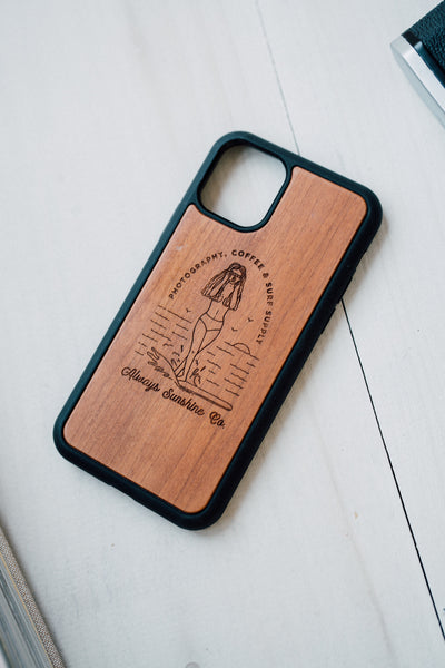【iPhone 14, iPhone 14 Plus, iPhone 14 Pro, iPhone 14 Pro Max対応】Let Me Take A Surfy / iPhone Hybrid Wood Cover